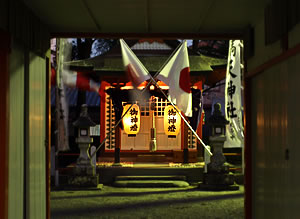 元日未明の天満神社